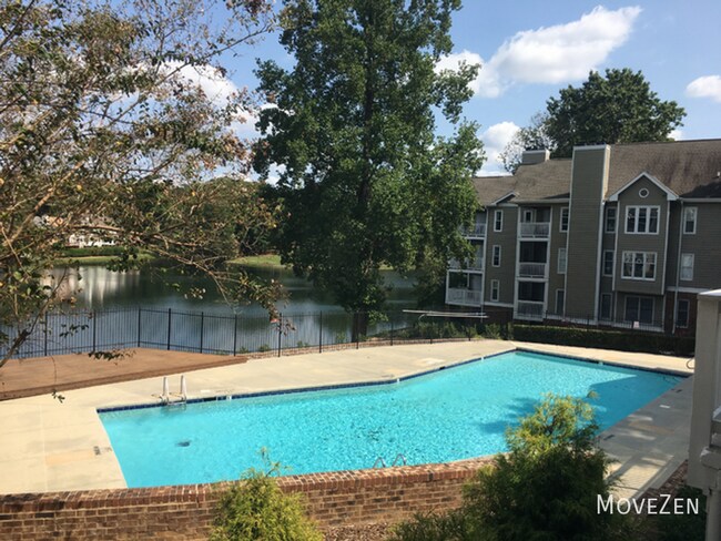 Building Photo - 120 Shady Meadow Cir