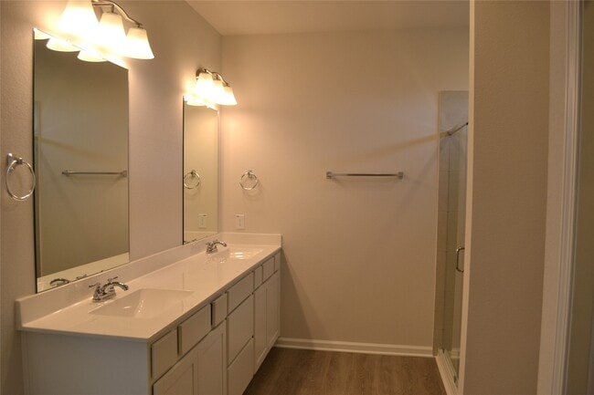 Building Photo - 13223 Hayden Peak Dr