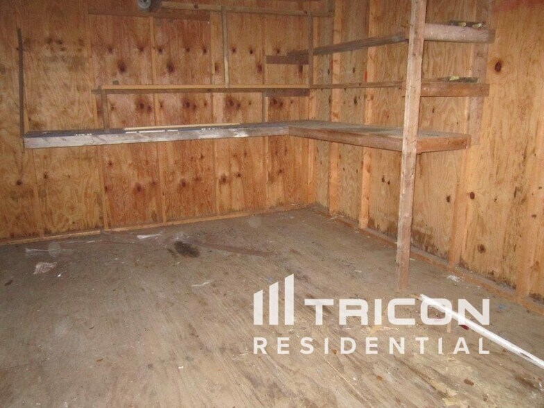 Building Photo - 554 Peregrine Ct