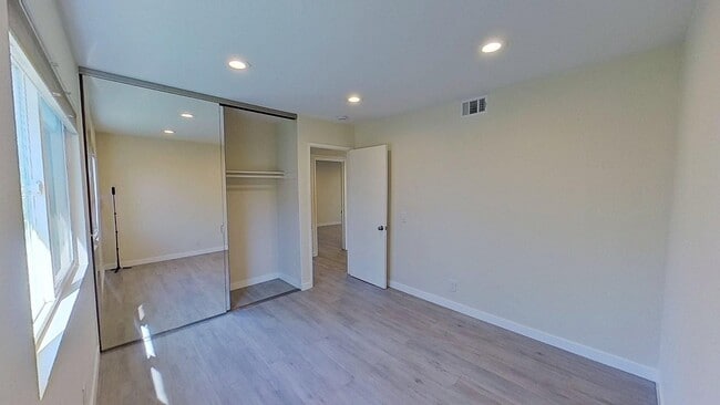 Building Photo - 25621 Califia Dr