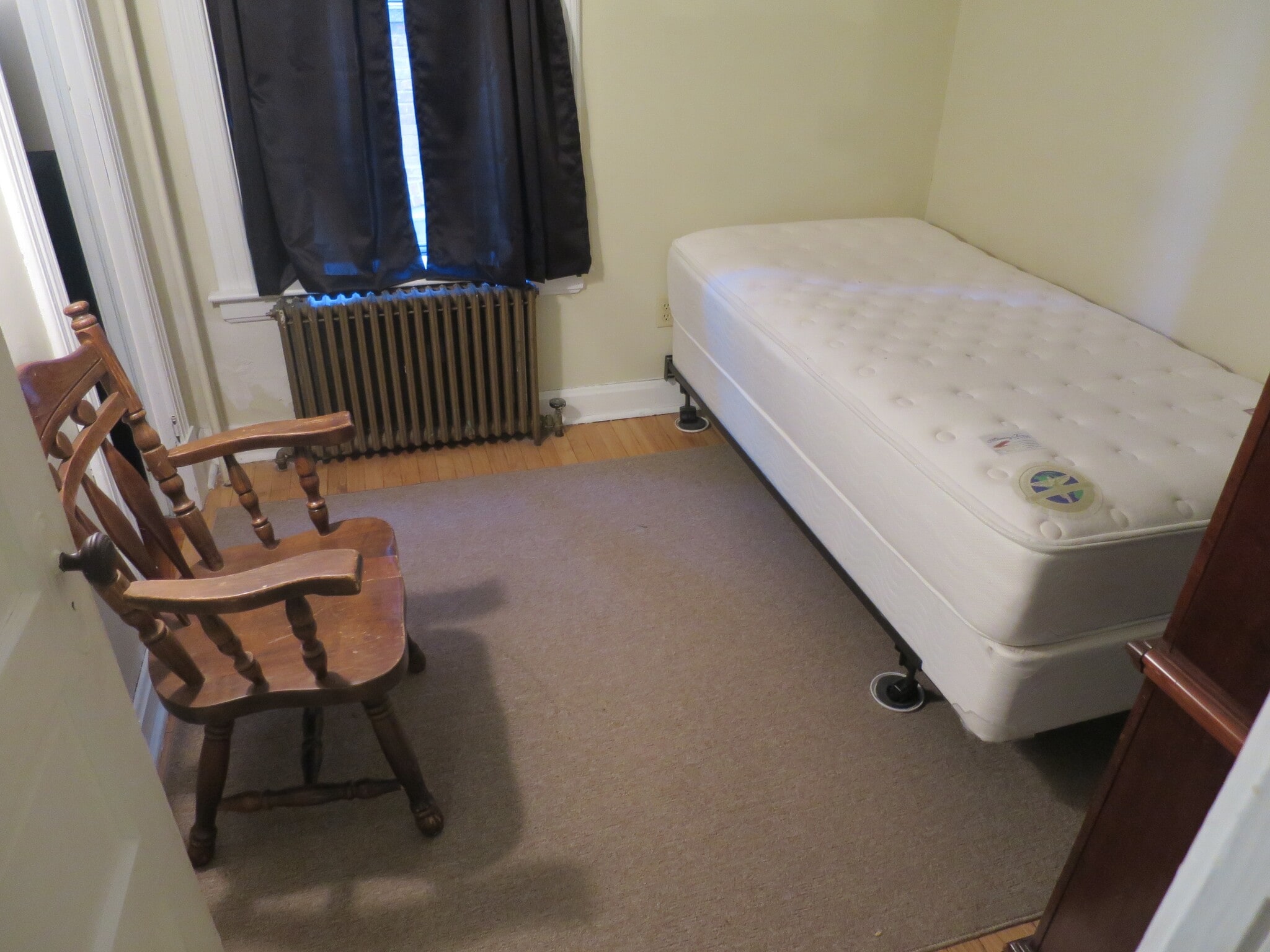 Furnished Bedroom - 240 11th St