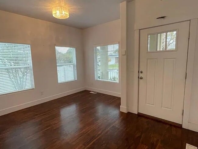 Building Photo - Spacious 4-Bedroom Home with Finished Basement in Taylorsville
