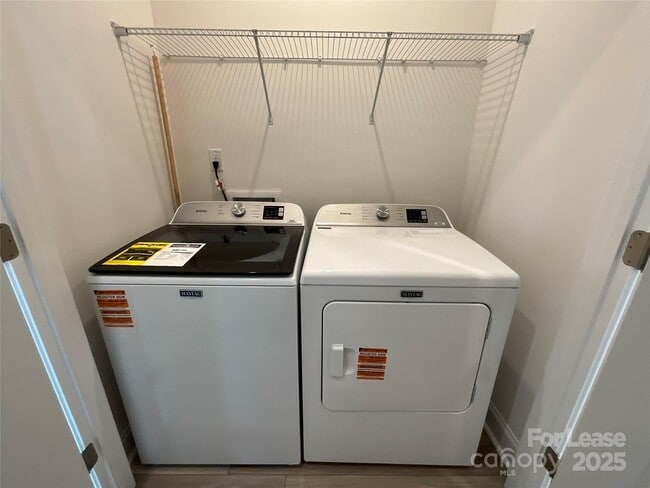 Building Photo - 15340 Ballancroft Pkwy