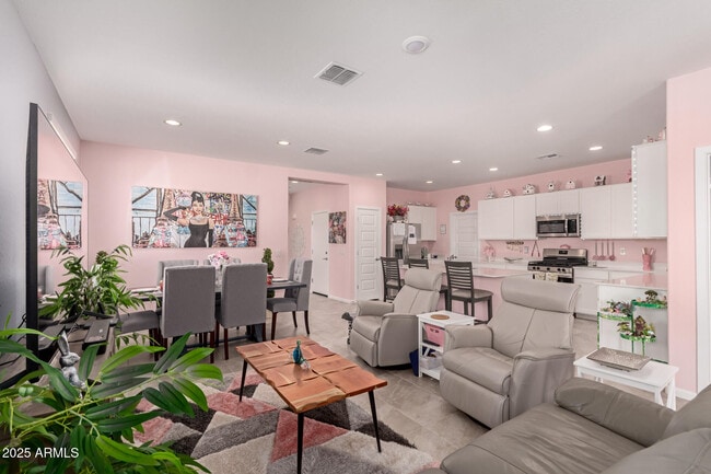 Building Photo - 25046 N 174th Ave