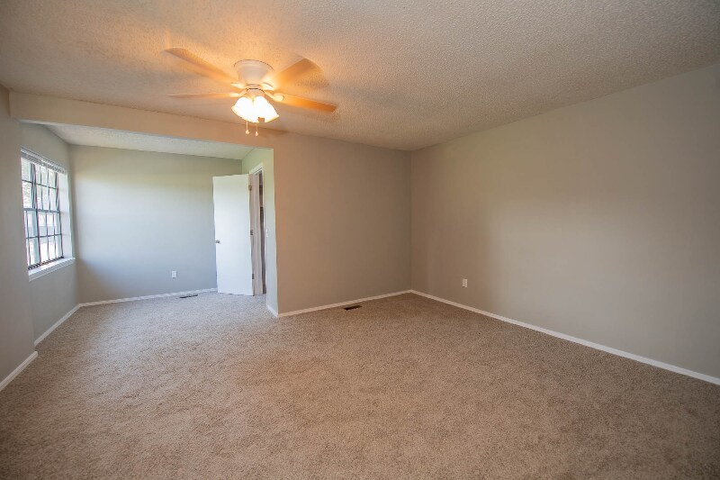 Building Photo - 2054 Garland Ave