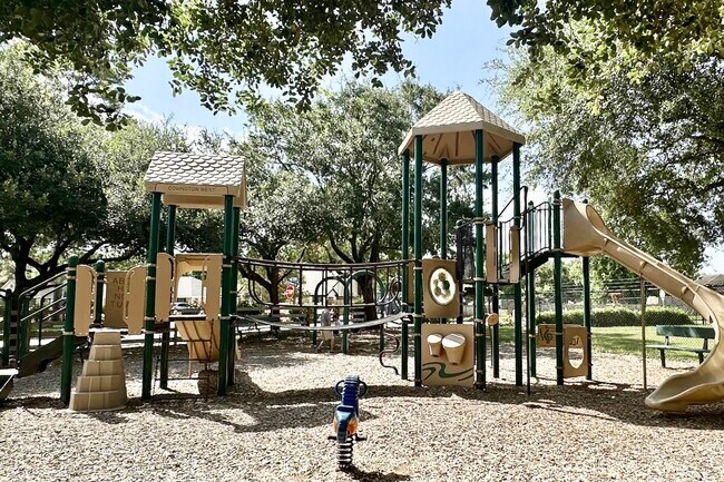 Building Photo - 13603 Woodchester Dr