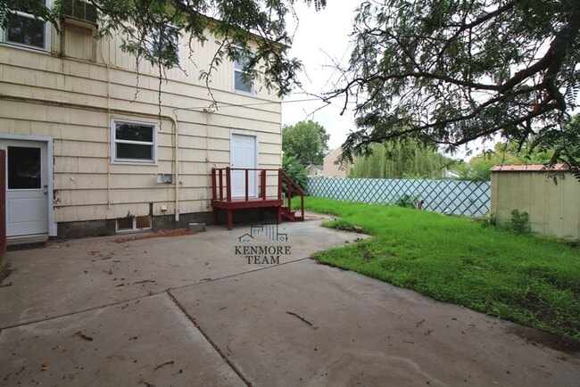 Building Photo - 3 Bedroom, 1.5 Bathroom Duplex in Richland