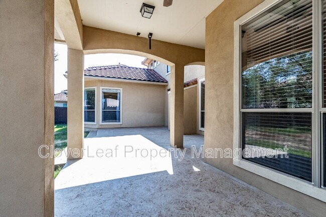 Building Photo - 1231 Via Belcanto