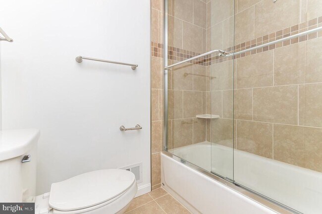 Building Photo - 3210 Gemstone Ct