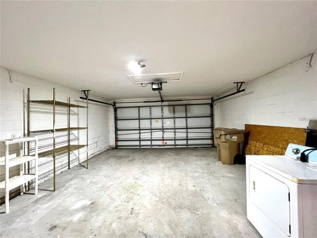 Building Photo - 1140 Cedarwood Way