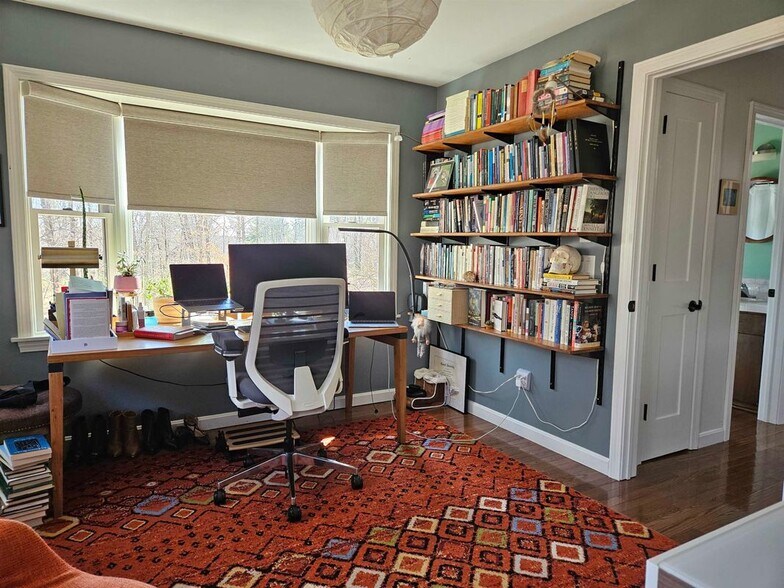 Building Photo - 13 Mitchell