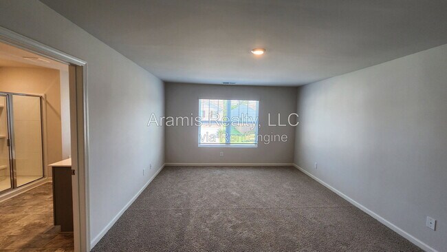 Building Photo - 3134 Ellenton Dr