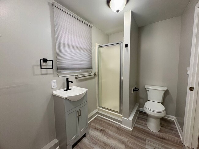 Building Photo - 3 Bedroom 2 Bathroom in York!