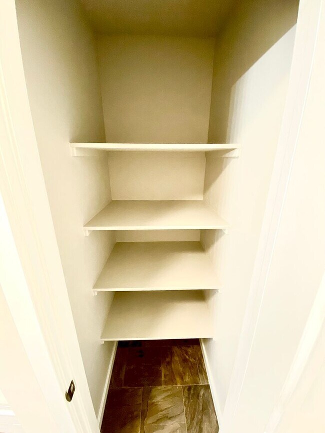 Building Photo - Beautiful 4 Bedroom, 4 Car Garage With Small Trailer Parking in Star - Available NOW