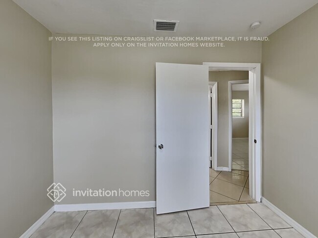 Building Photo - 1261 NW 202nd St