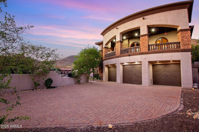 Building Photo - 11861 E Desert Trail Rd