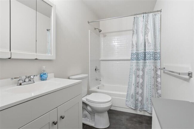 Building Photo - 108 Whitney Dr