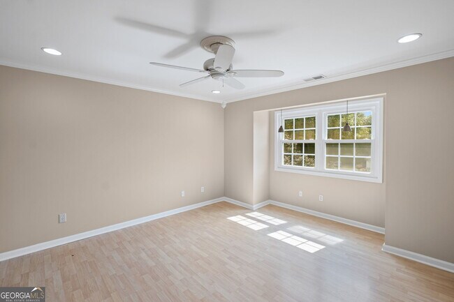 Building Photo - 2680 Nicholas Ct NE