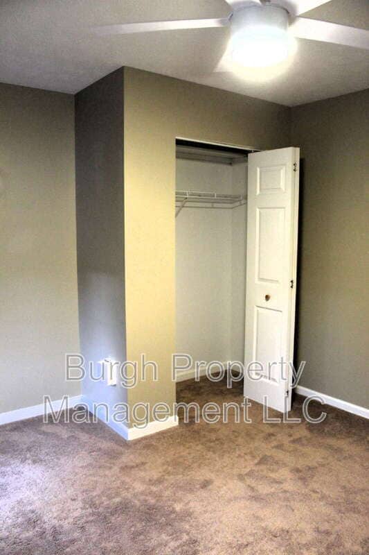Building Photo - 1713 Michael Dr