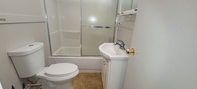 Building Photo - 1072 Lassie Ln SW