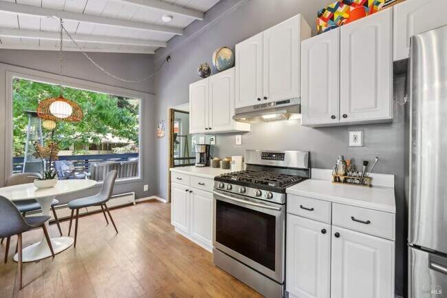 Building Photo - 14523 Old Cazadero Rd