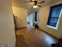 Building Photo - 261 N York St