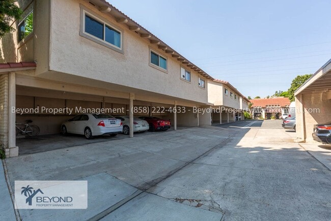 Building Photo - COASTAL CARSLBAD 2BR/2BA CONDO  –PET FRIEN...