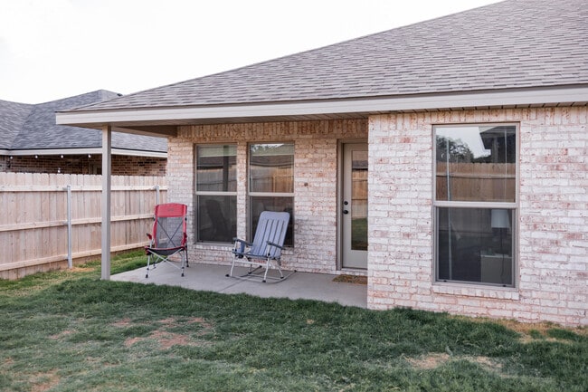 Building Photo - 2703 Trenton Ave