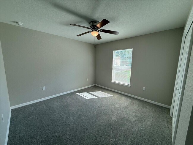 Building Photo - 10426 SW 133 Ave