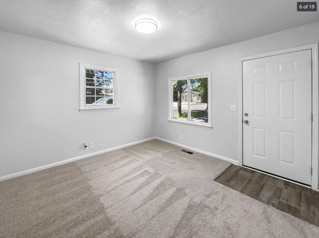 Building Photo - 114 McKinley St