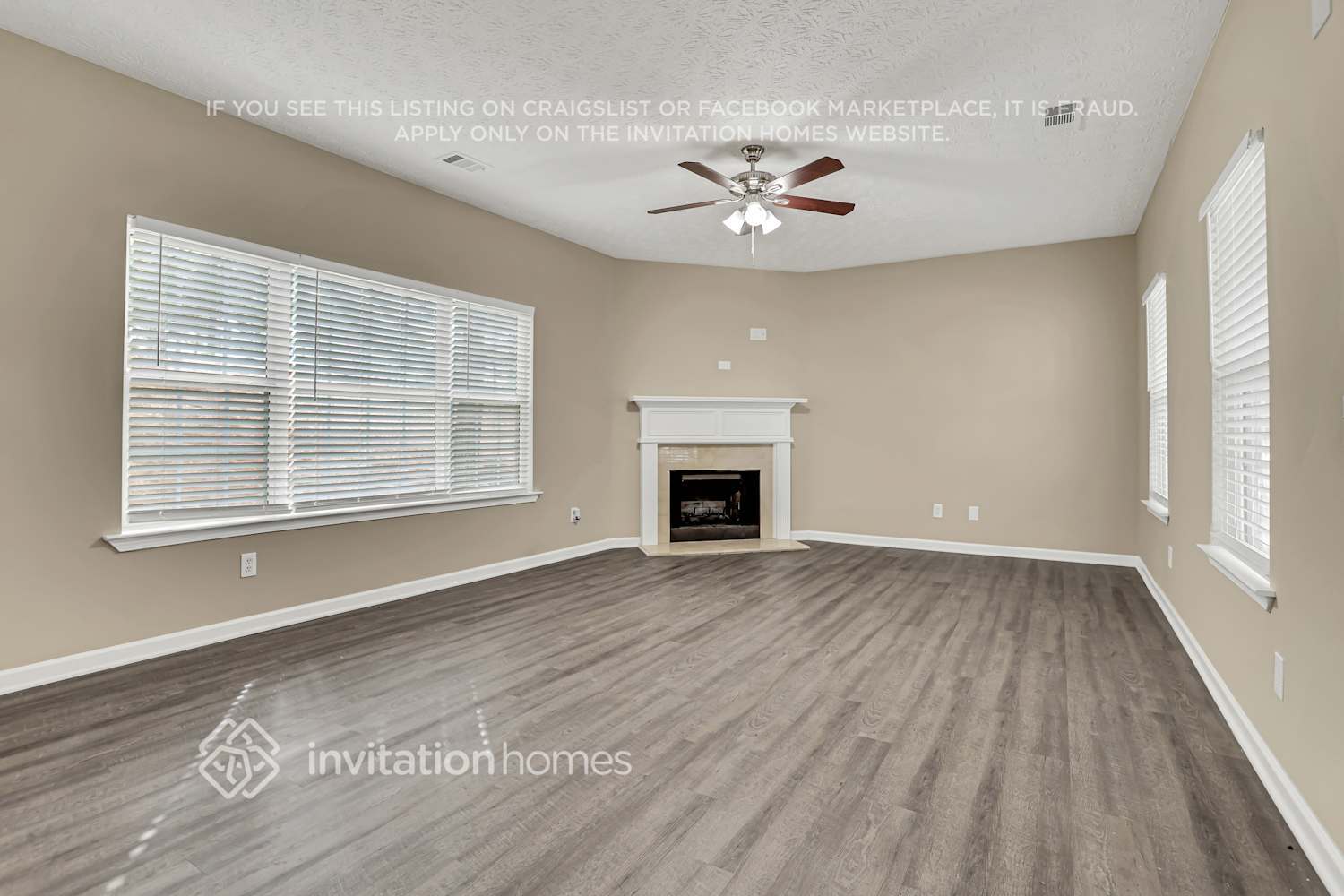 Building Photo - 4099 Robin Cir