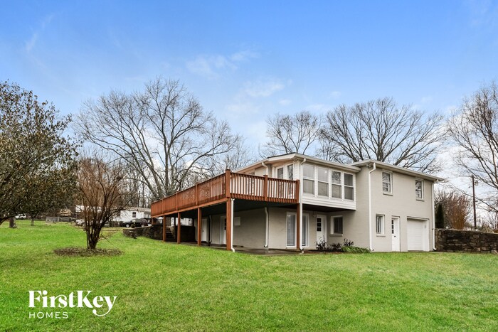 Building Photo - 441 Northern Rd