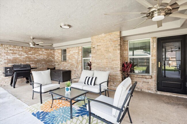 Building Photo - 7614 Braesview Ln