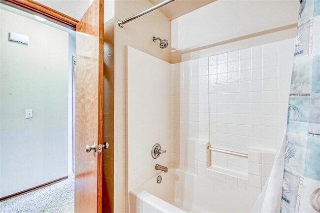 Building Photo - 1708 Meadow Run Dr