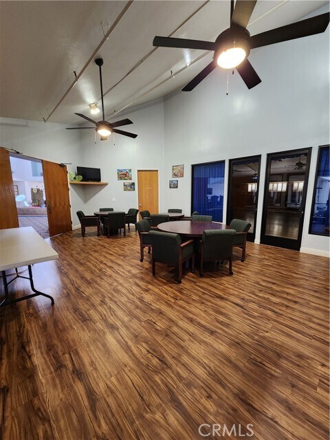 Building Photo - 1295 S Cawston Ave