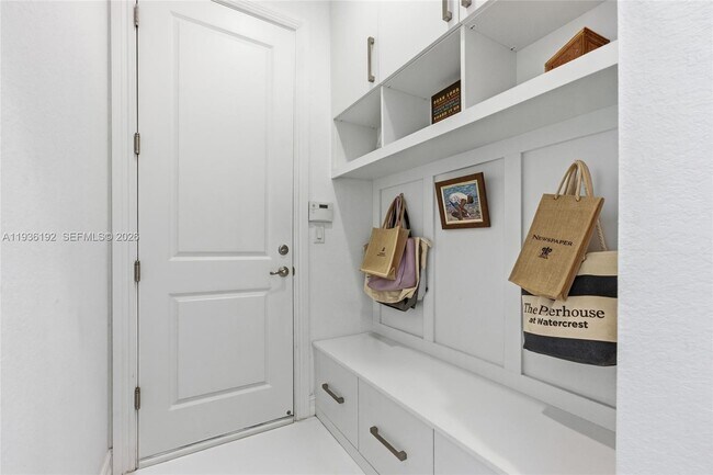 Building Photo - 9220 Meridian Dr N