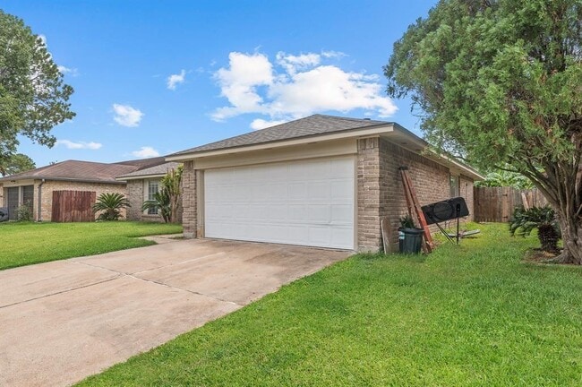 Building Photo - 19511 Westhaven Dr