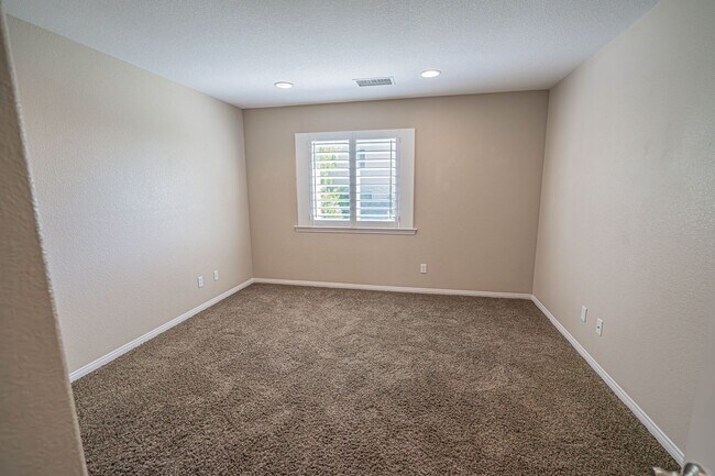 Building Photo - Fair Oaks 4 Bedroom House for Rent in Cany...