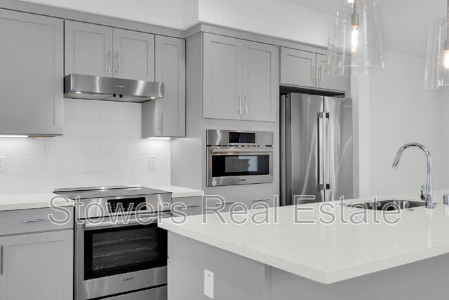 Building Photo - 3001 Ivory Ter