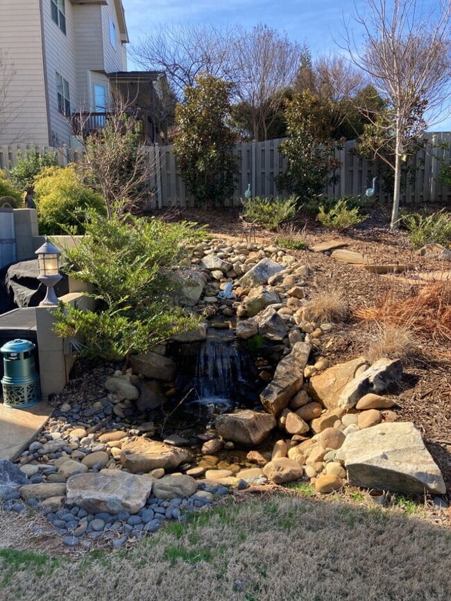 Building Photo - Charming 1-Bedroom Retreat in Simpsonville – Perfect for Cozy Living!