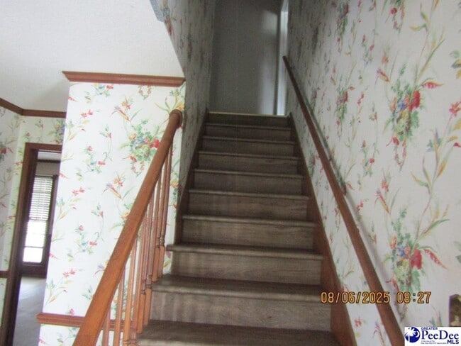 Building Photo - 509 Sidney Ave