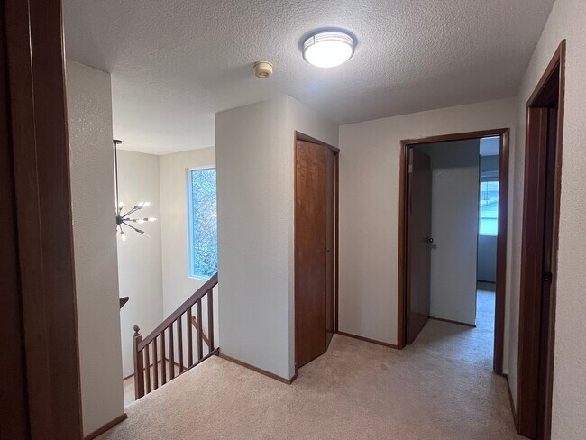 Building Photo - 812 141st Pl SE