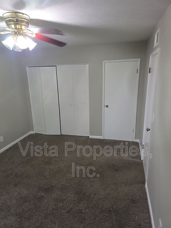 Building Photo - 1603 Gagel Ave