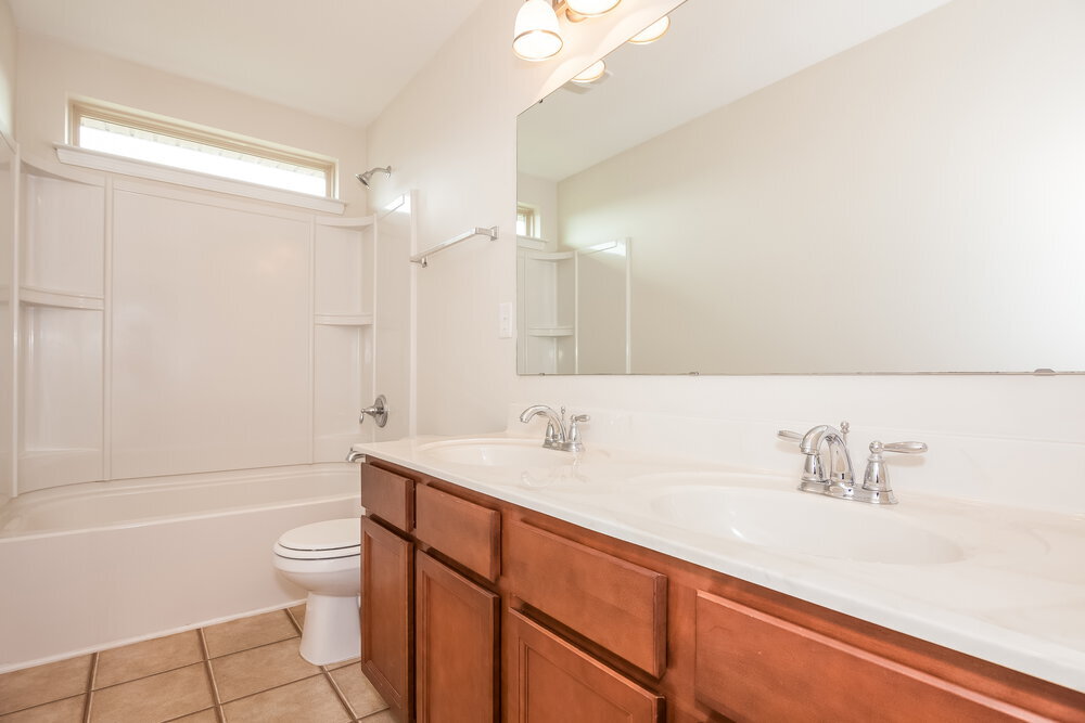 Building Photo - 7906 Sweet Grove Ct