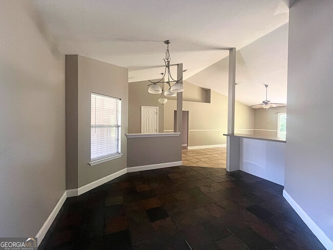 Building Photo - 106 Zinnia Ct