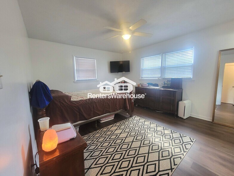 Building Photo - 7539 Pembrook Ct