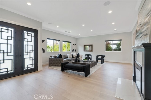 Building Photo - 19148 W Oxnard St