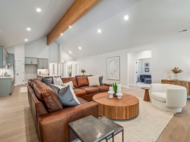Building Photo - Exclusive Tumble Creek!  Try before you bu...
