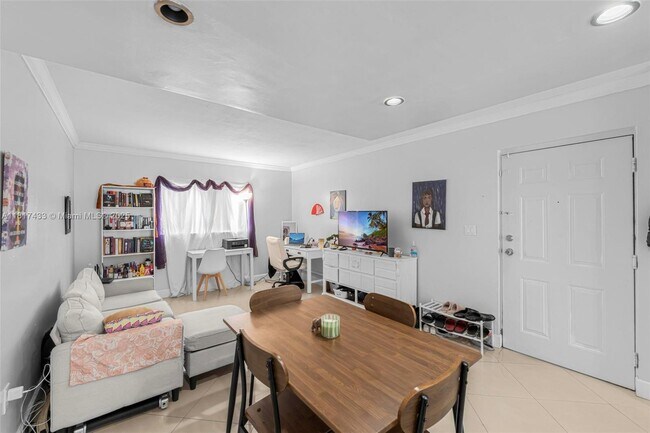 Building Photo - 8240 SW 149th Ct