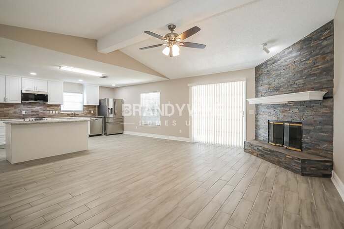 Building Photo - 3555 Barbizon Ct